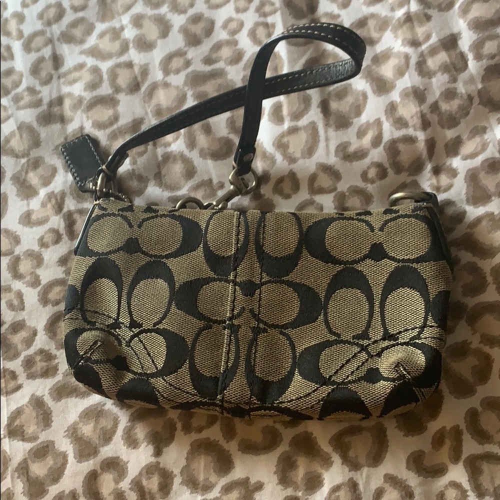 Grey coach wristlet